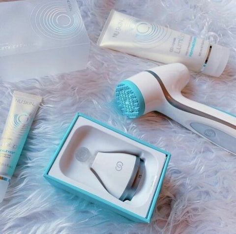 Nu Skin NuSkin ageLOC LumiSpa Accent Kit w/ normal /combo Cleanser Cleans Blemishes