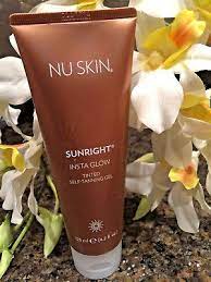 Instaglow/ Self Tanning Gel/ Tinted